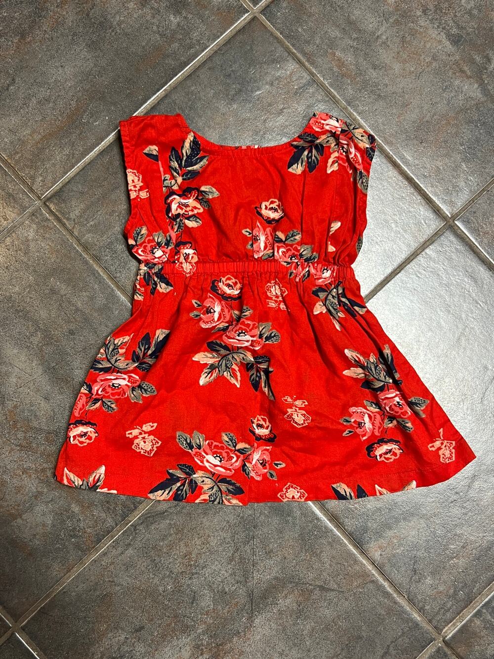 OLD NAVY GIRLS FLORAL DRESS SIZE 6/12 M